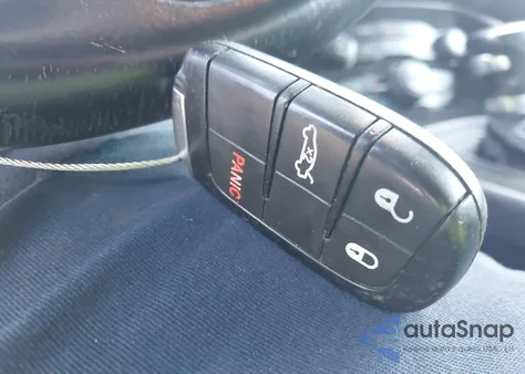 2017 Dodge Challenger Sxt из США, поврежденный, VIN 2C3CDZAG1HH638254